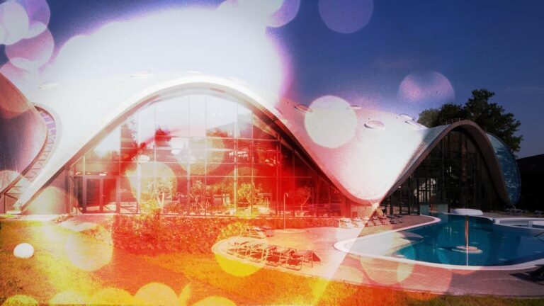 Toskana Therme Bad Orb und Liegewiese im Sommer